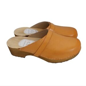 Clogsland Vegan leather, Clogs,